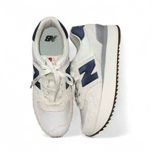 New Balance White/Navy Moonbeam 574+Low Top Suede Sneakers Sz 8.5 Gorpcore Retro